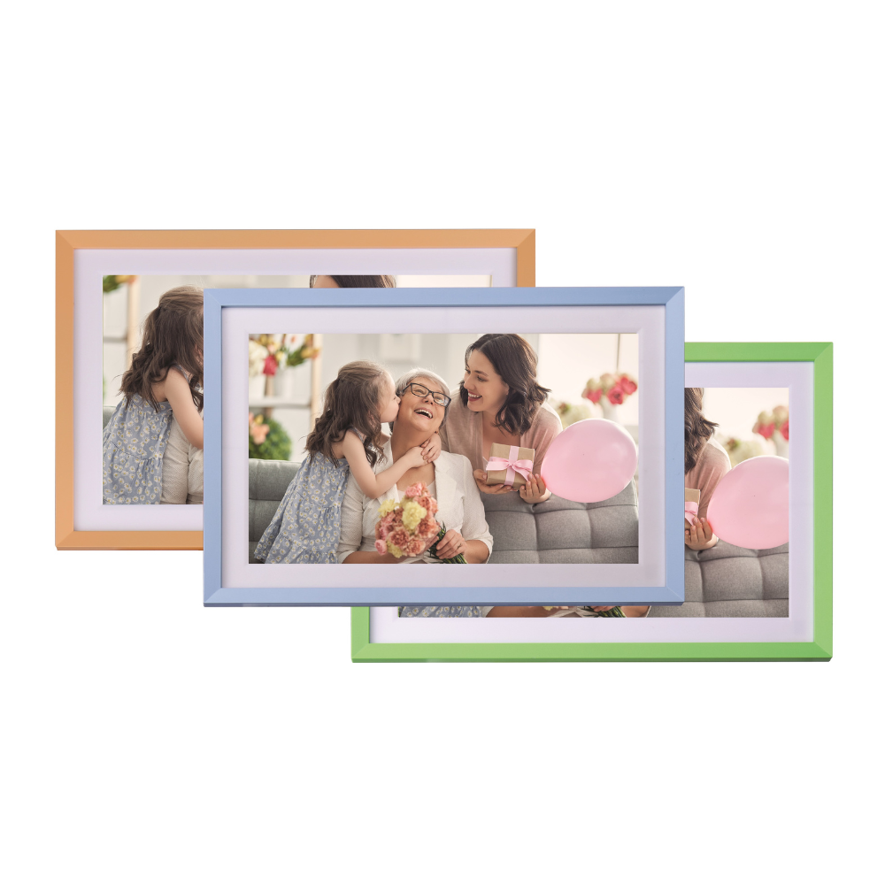 Momnt 10.1" Frameo Digital Photo Frame - Interchangeable Frames