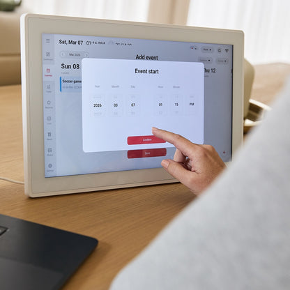 Momnt 15.6" Smart Calendar